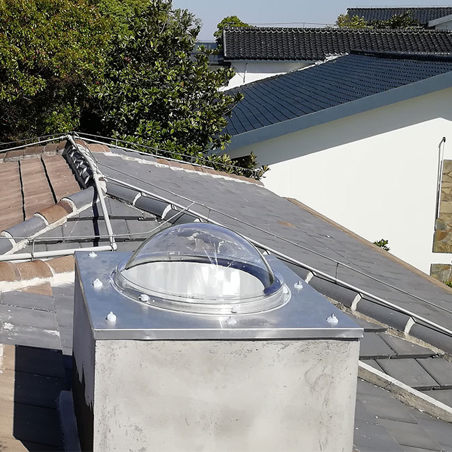 Puits de lumière tubulaire réfléchissant flexible pour la maison