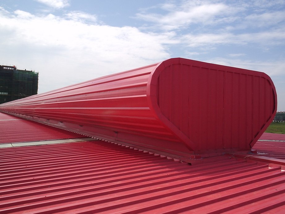 Ventilateurs rigides en cuivre pour toitures métalliques